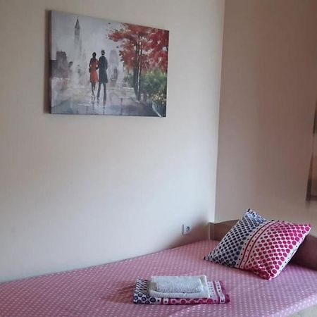 コトルApartmants Alexanderアパートメント エクステリア 写真
